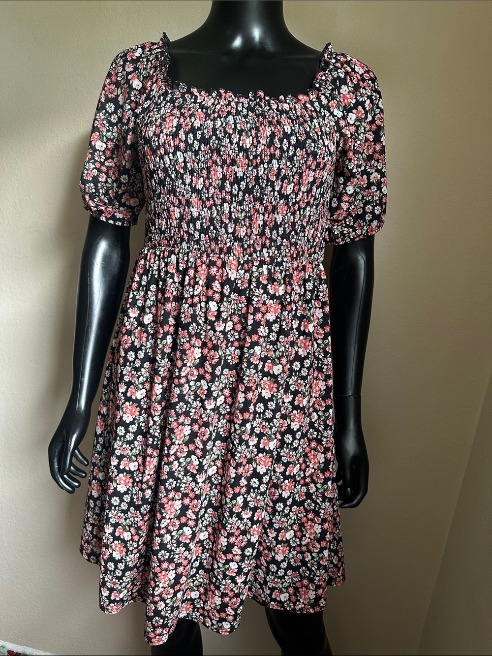 Siren Lily Black Floral Smocked Puff-Sleeve Chemise
